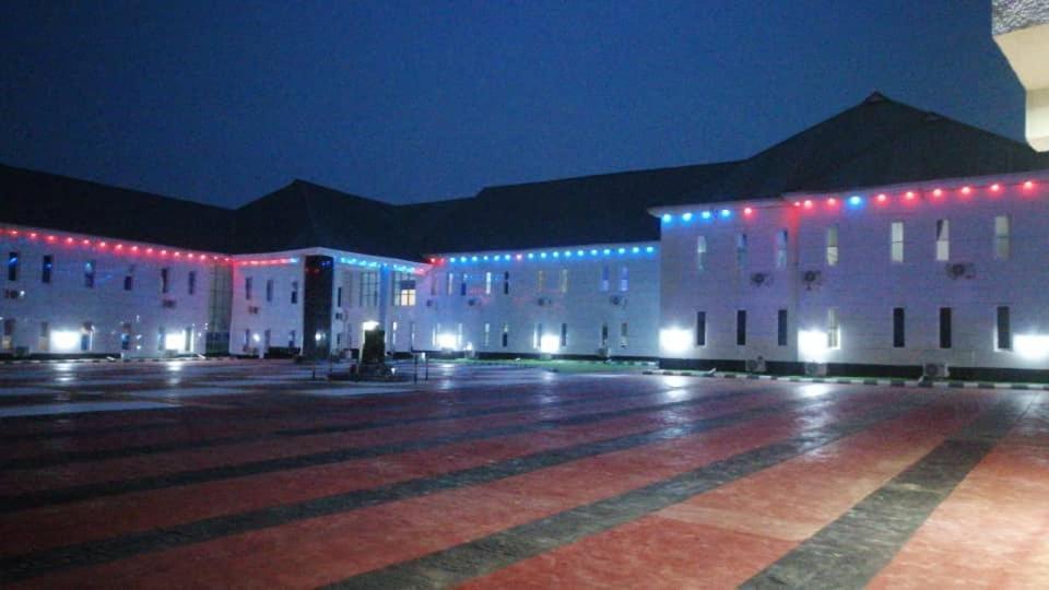 Murphy'S Mansion Resort Umuahia Εξωτερικό φωτογραφία