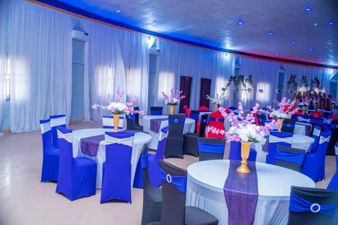 Murphy'S Mansion Resort Umuahia Εξωτερικό φωτογραφία